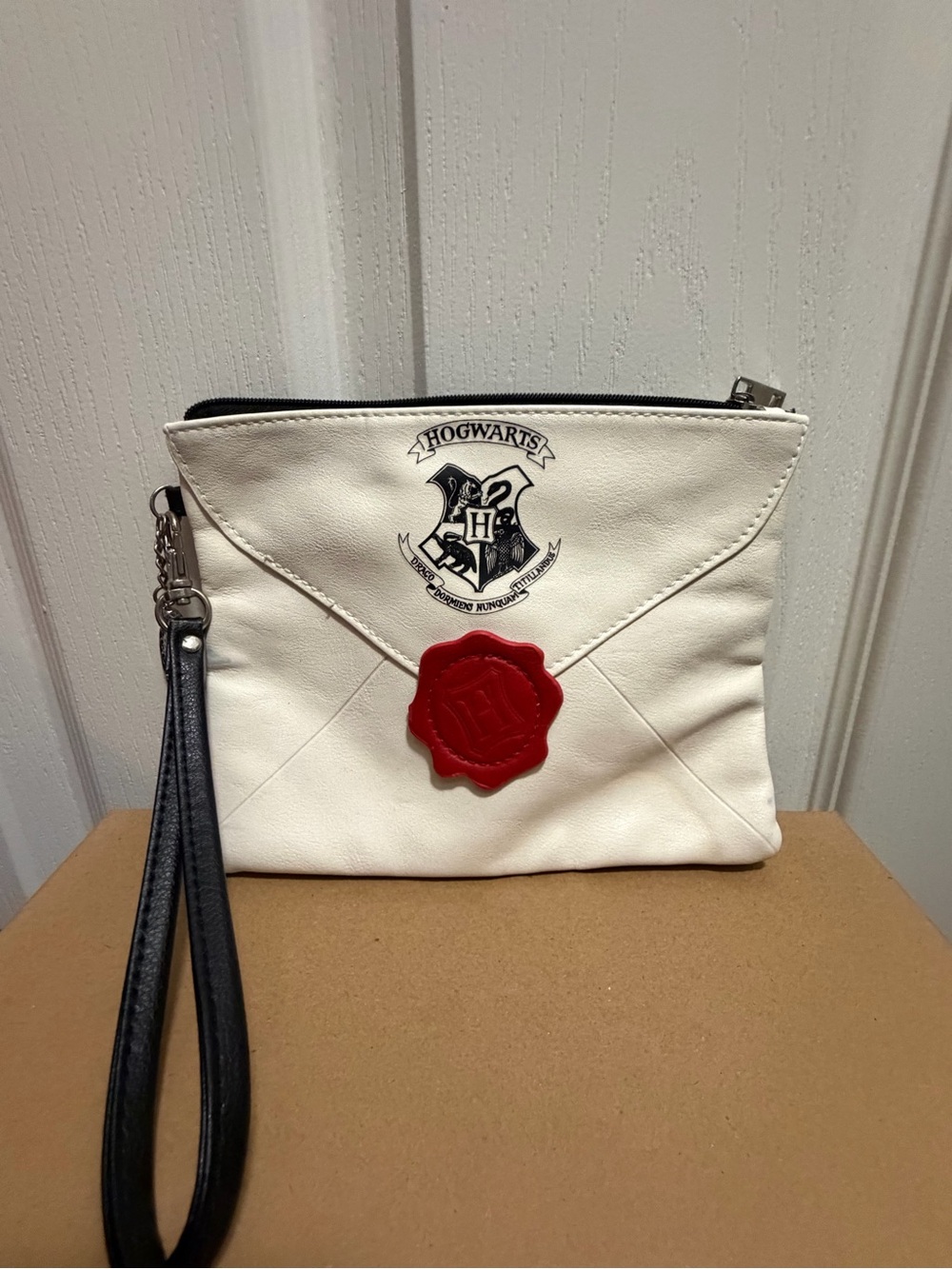 Bioworld Harry Potter Hogwarts Acceptance Letter pouch wristlet
